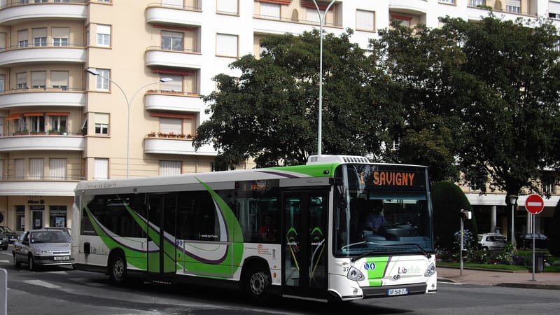 Limas — Heuliez GX327 - Villefranche-sur-Saône - Réseau Libellule
