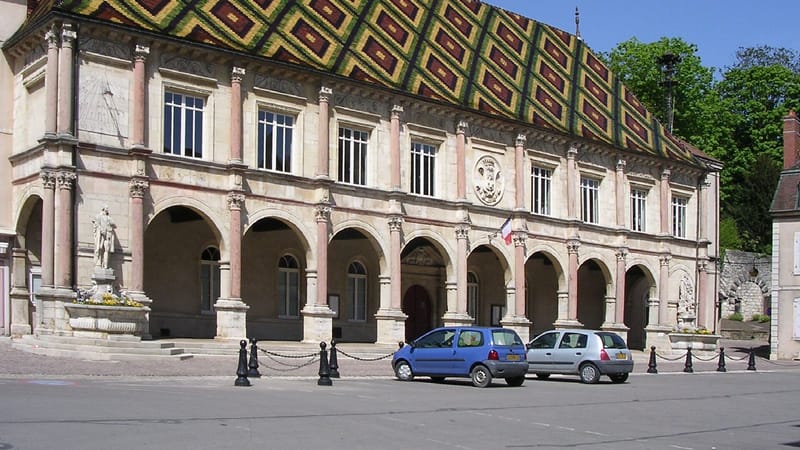 Gray — Gray hotel de ville