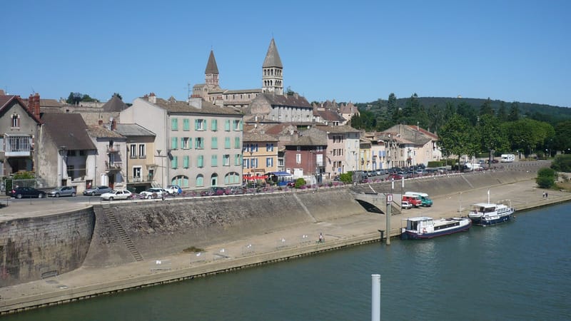 Tournus — Saône Tournus4