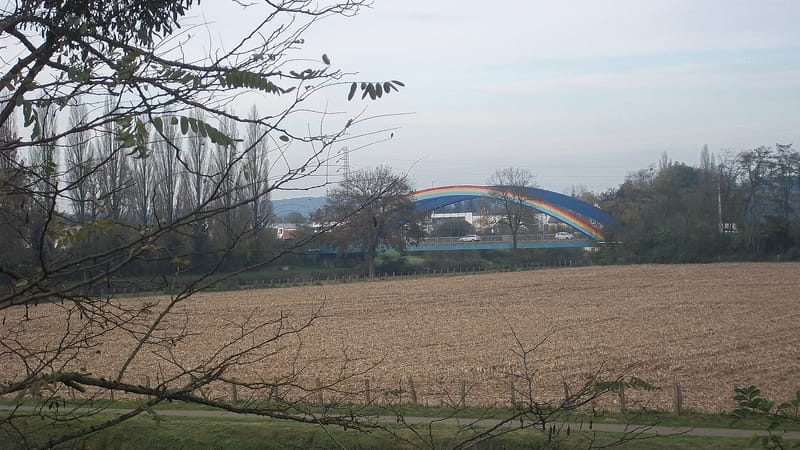 Allonnes — Allonnes (Sarthe) pont Arc en ciel