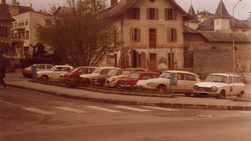 Challes-les-Eaux — Place de la Liberté - Challes-les-Eaux