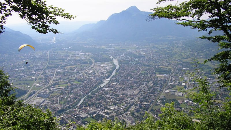 Cluses — Cluses vue du Chevran
