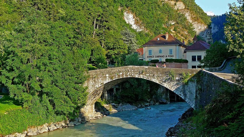 Cluses — Pont vieux2