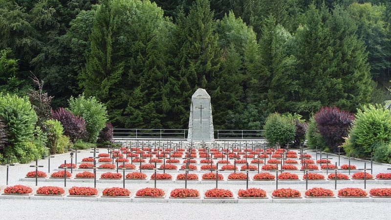 Thônes — Cimetière militaire de Morette