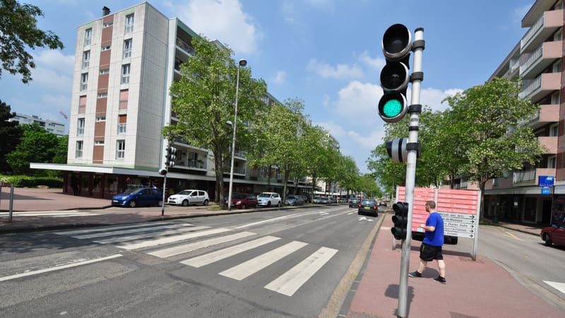 Le Grand-Quevilly — Avenues-des-provinces