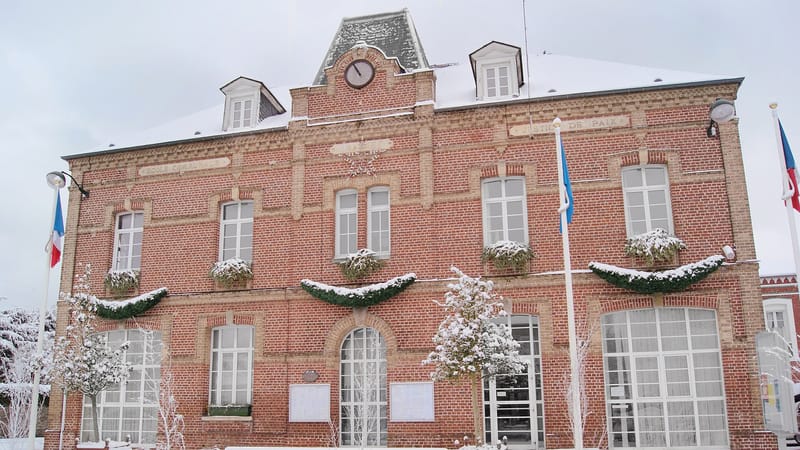 Offranville — Mairie Offranville sous neige-retouche