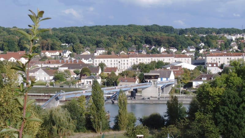 Champagne-sur-Seine — Champagne-sur-Seine Lock, 2009-09-19