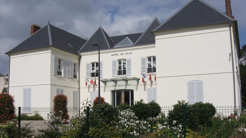 Chauconin-Neufmontiers — Villenoy mairie