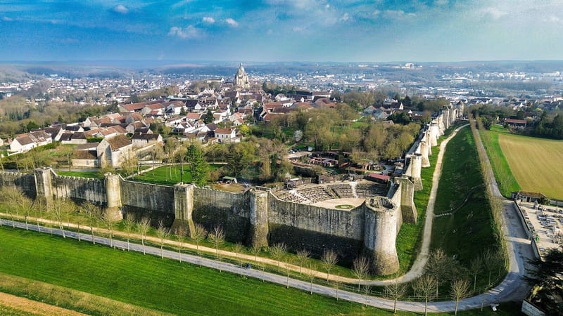 Provins — Provins - Mars 2025