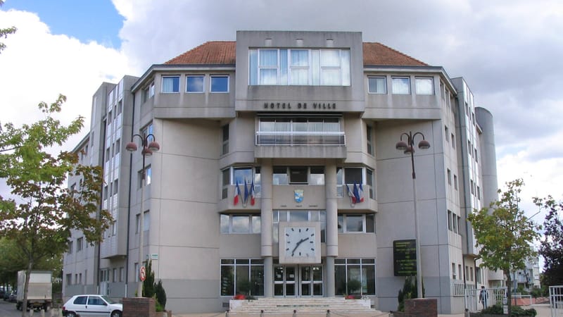 Savigny-le-Temple — Mairieslt