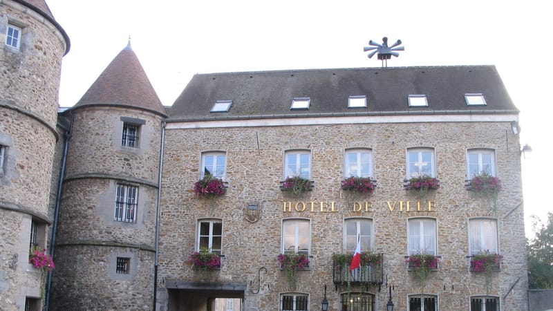 Tournan-en-Brie — Tournan-en-Brie - Town Hall