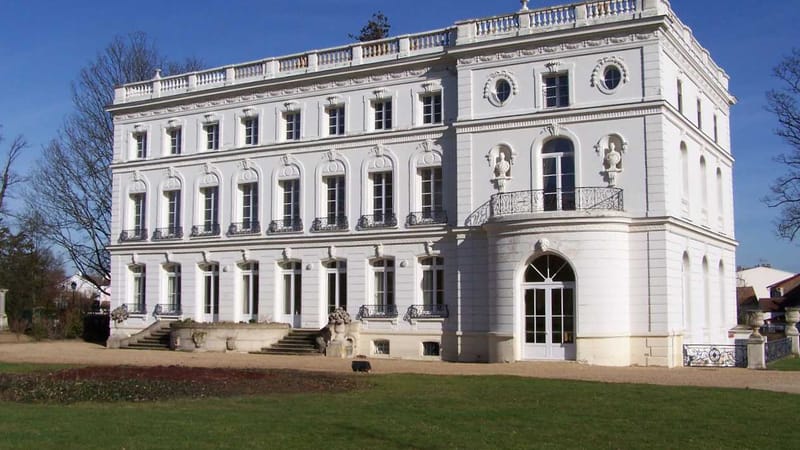 Buc — Buc Château3