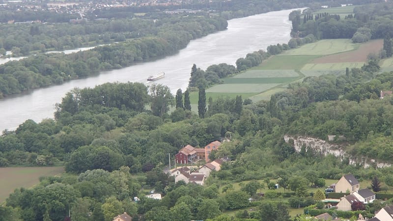 Mantes-la-Jolie — Vue des hauts de Dennemont
