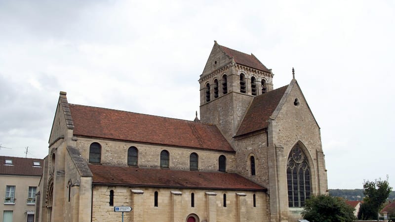 Mantes-la-Jolie — Mantes-la-Jolie - Église Sainte-Anne de Gassicourt01