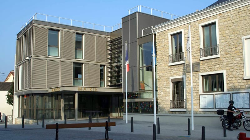 Les Mureaux — Les Mureaux - Mairie01