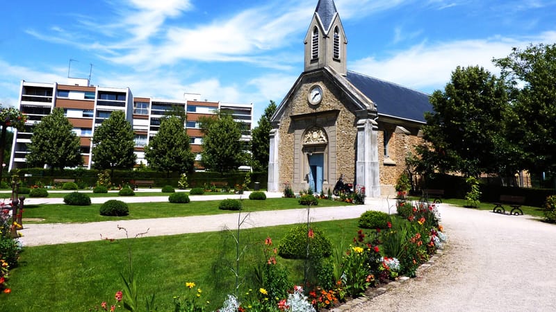 Vélizy-Villacoublay — Vélizy-Villacoublay Église Saint-Denis