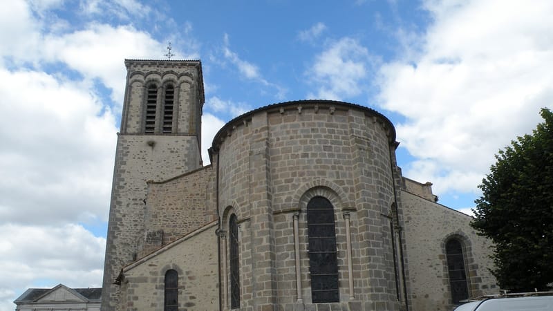 Parthenay — Église Sainte-Croix de Parthenay 02