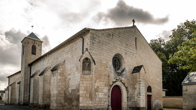Saint-Symphorien — Église Saint-Symphorien de Saint-Symphorien 02
