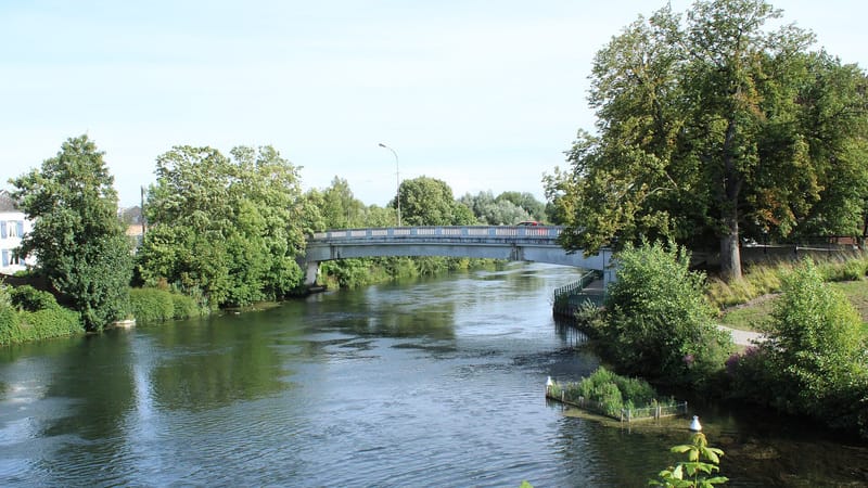 Abbeville — Abbeville, Somme, pont du faubourg de la Portelette