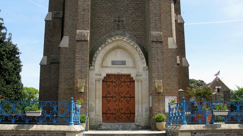 Amiens — Dreuil-lès-Amiens église 1