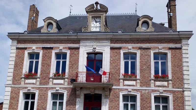 Flixecourt — Mairie de Flixecourt 3