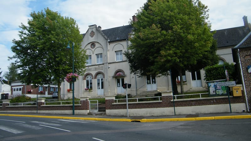 Flixecourt — Bettencourt-Saint-Ouen, Somme, France (4)