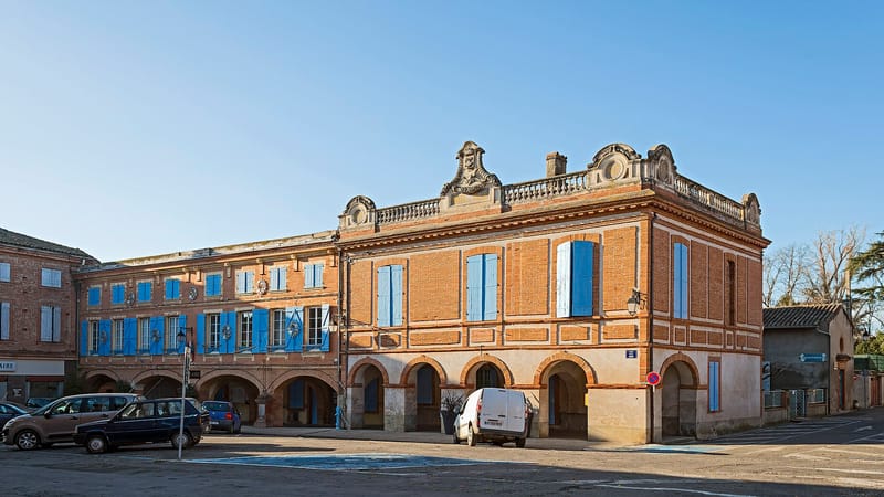 Montech — Montech - Hotel de Ville