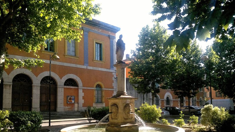 Brignoles — Brignoles the fountain City Centre - panoramio