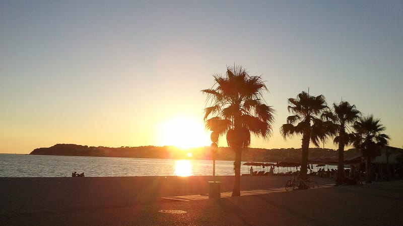 Six-Fours-les-Plages — Bonnegracecoucher