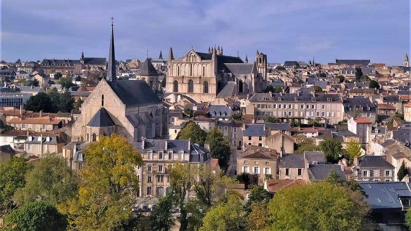 Poitiers — Poitiers panorama 01
