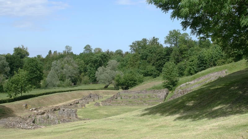 Rouillé — Sanxay Ruine theatre romain (1)