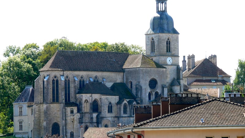 Neufchâteau — F88-Neufchâteau-église Saint-Nicolas