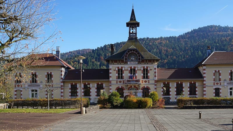 Ramonchamp — 2016-10 - Mairie de Servance - 05