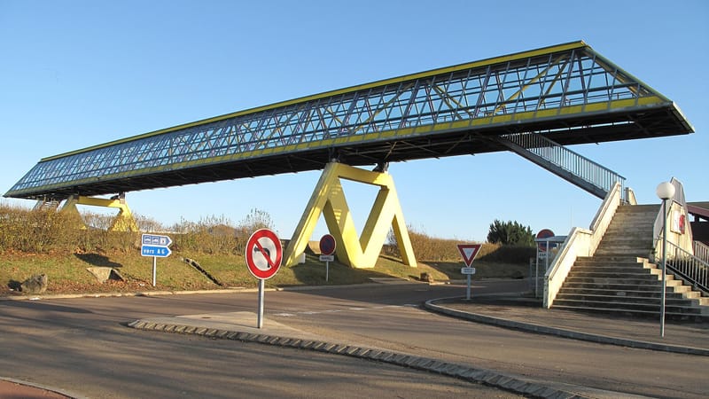 Venoy — Passerelle de l'aire de Venoy