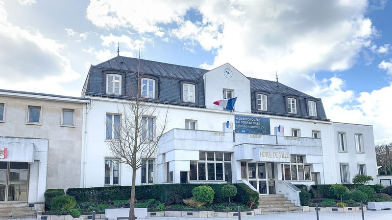 Montgeron — Hôtel de Ville de Montgeron