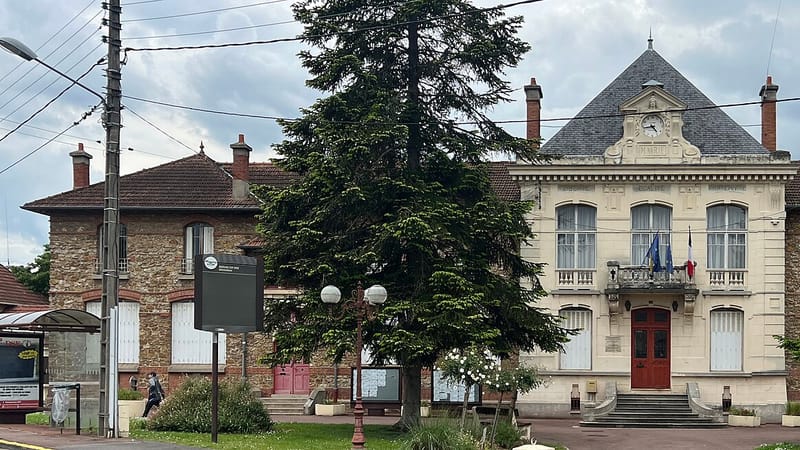Morsang-sur-Orge — Mairie - Morsang-sur-Orge (FR91) - 2024-05-18 - 7