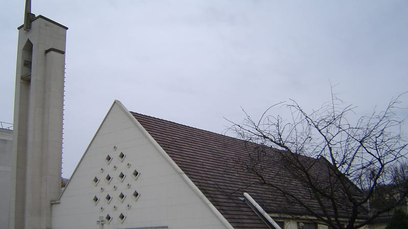 Châtenay-Malabry — Châtenay-Malaby (église Sainte Thérèse d'Avila 1)