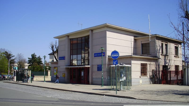 Meudon — Gare de Bellevue - bâtiment
