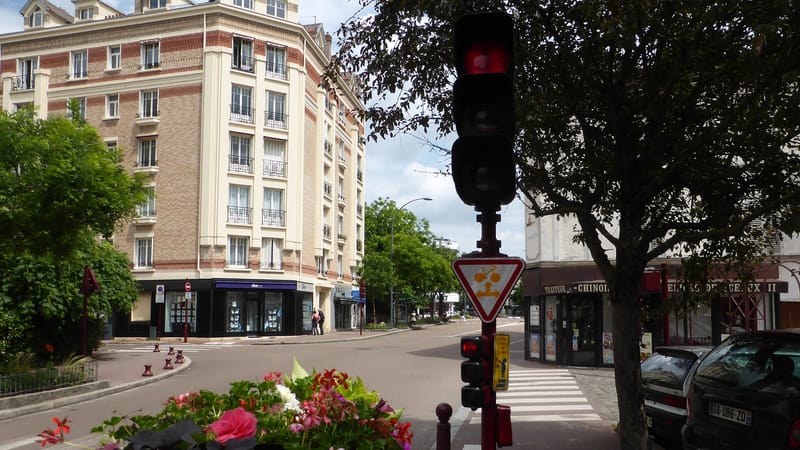 Sceaux — Triple directions