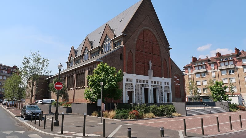 Suresnes — Église Notre-Dame-de-la-Paix de Suresnes 7