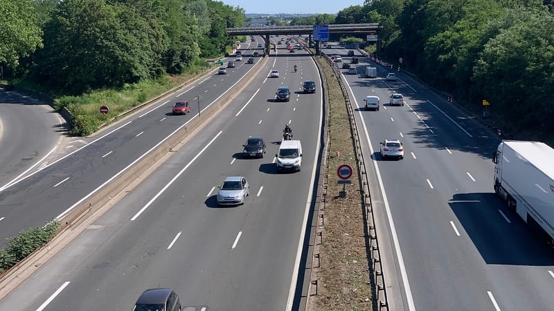 Aulnay-sous-Bois — Autoroute A3 vue depuis Route D932 Aulnay Bois 2