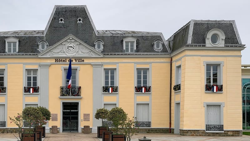 Gagny — Hôtel Ville Gagny 5