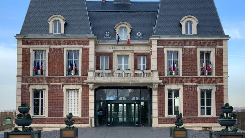 Noisy-le-Grand — Mairie Noisy Grand 24