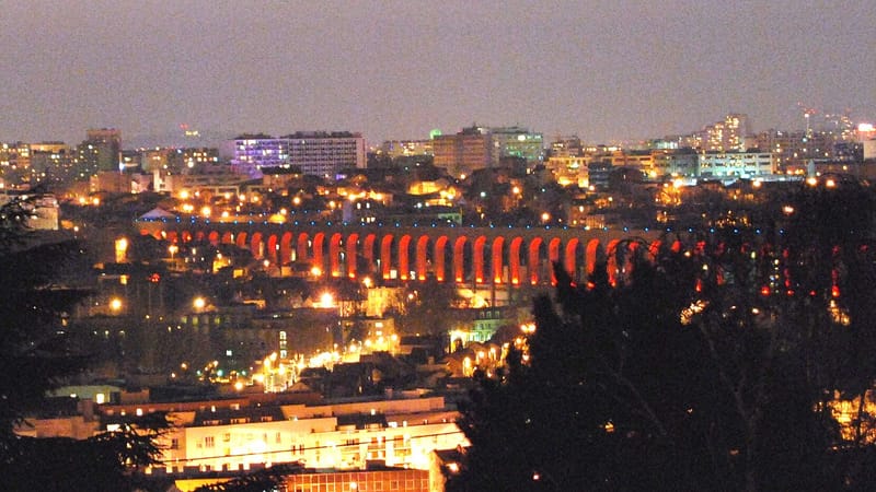 Cachan — Aqueduc de nuit