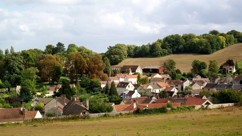 Beaumont-sur-Oise — Noisy-sur-Oise (95), centre du village depuis la rue Pasteur