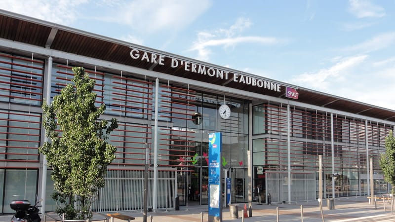 Ermont — Gare d Ermont - Eaubonne - Facade sud 04