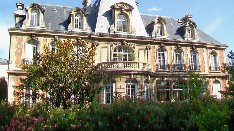 Gonesse — Gonesse (95), Hôtel de ville, rue de Paris, façade sud (1)