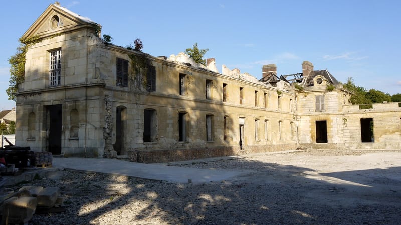 Neuville-sur-Oise — Chateau de Neuville sur Oise P1100105