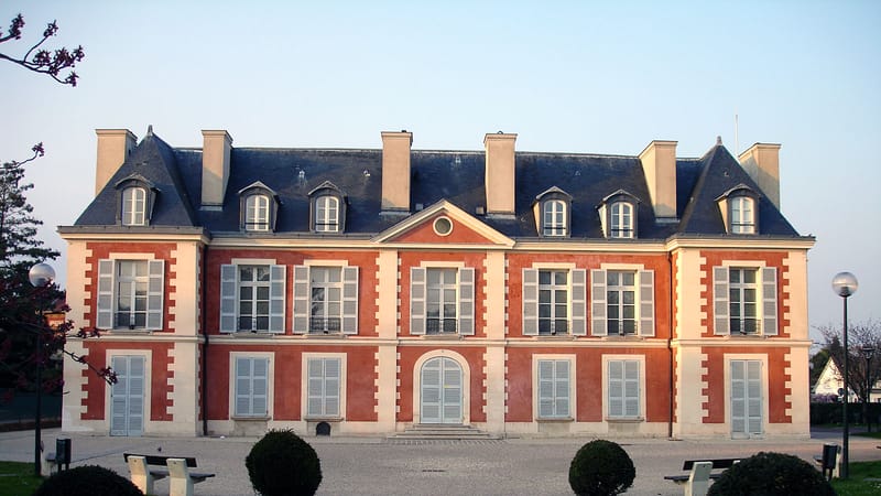 Saint-Gratien — Saint-Gratien - Chateau de Catinat 01