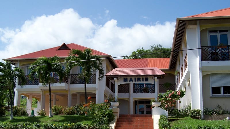 Gourbeyre — Mairie de Vieux-Fort